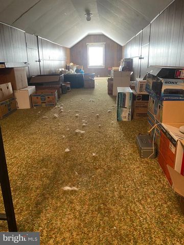 79 CROSS KEYS RD, Berlin, NJ 08009