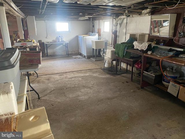 79 CROSS KEYS RD, Berlin, NJ 08009