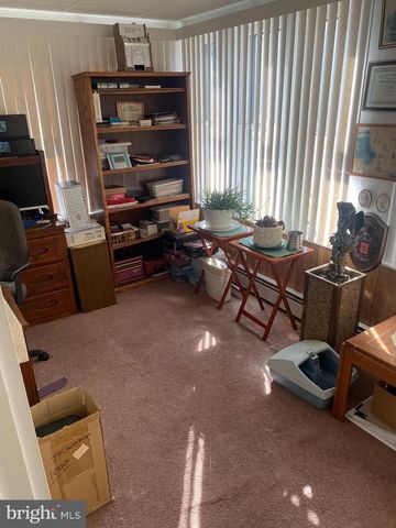 79 CROSS KEYS RD, Berlin, NJ 08009