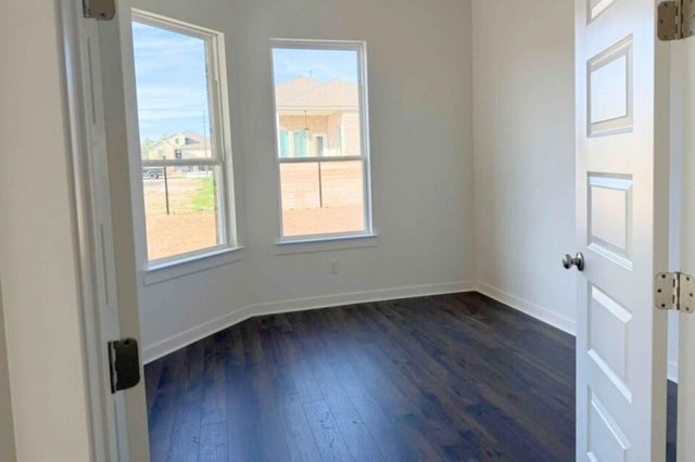 120 Alistair DR, Georgetown, TX 78633