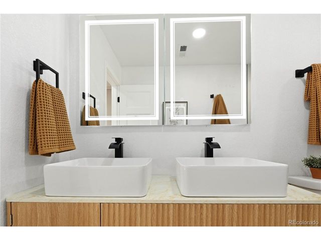 893 S Tejon St, Denver, CO 80223