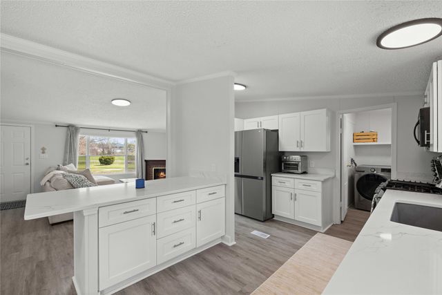 7087 Highway 28 Highway, Norwalk, IA 50211