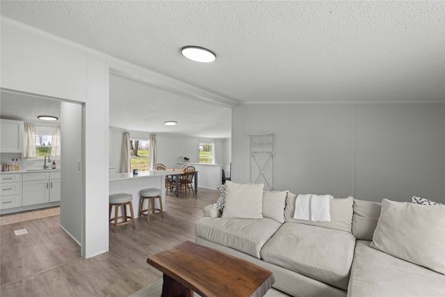 7087 Highway 28 Highway, Norwalk, IA 50211