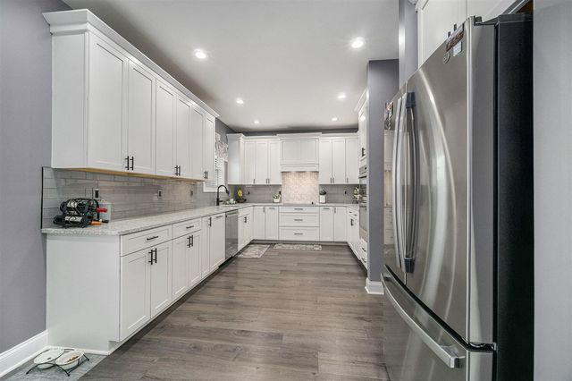 8068 Jack Pine Drive, Ypsilanti, MI 48197