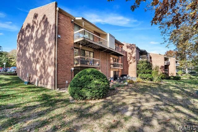 5270 Cedarstone Court C, St Louis, MO 63129