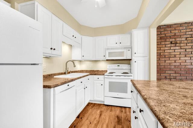 5270 Cedarstone Court C, St Louis, MO 63129