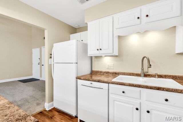 5270 Cedarstone Court C, St Louis, MO 63129