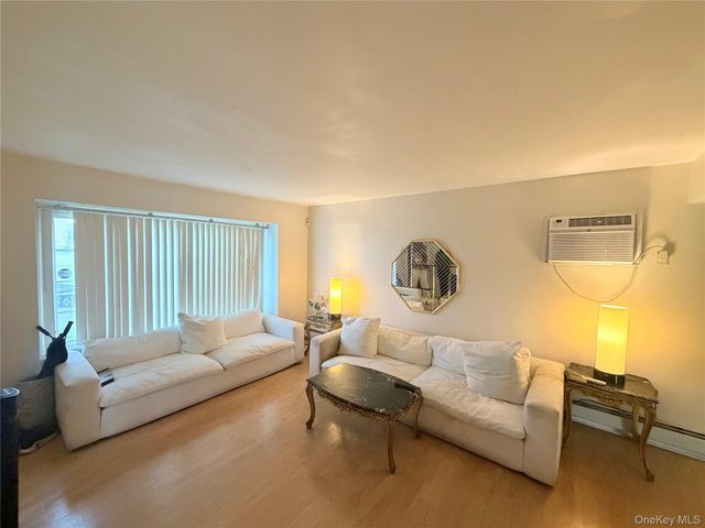 60 Boden Avenue, Valley Stream, NY 11580