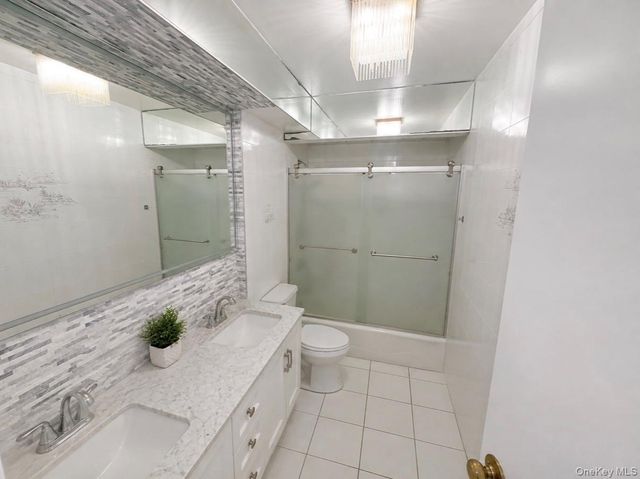 60 Boden Avenue, Valley Stream, NY 11580