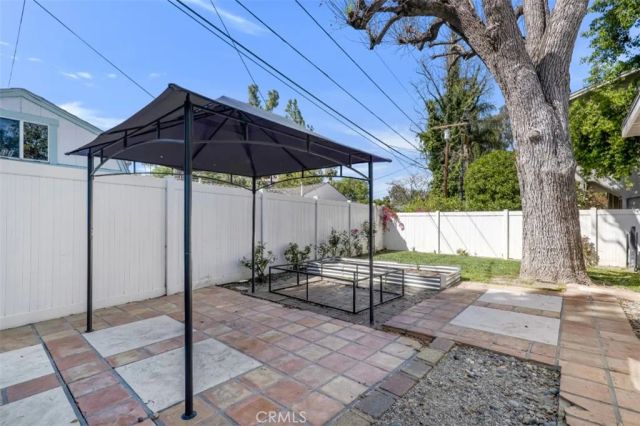 5063 Serrania Avenue, Woodland Hills, CA 91364