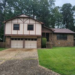 12007 Lemoncrest Lane, Little Rock, AR 72210