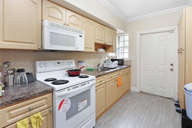 59-79 NW 10th Street, Homestead, FL 33030