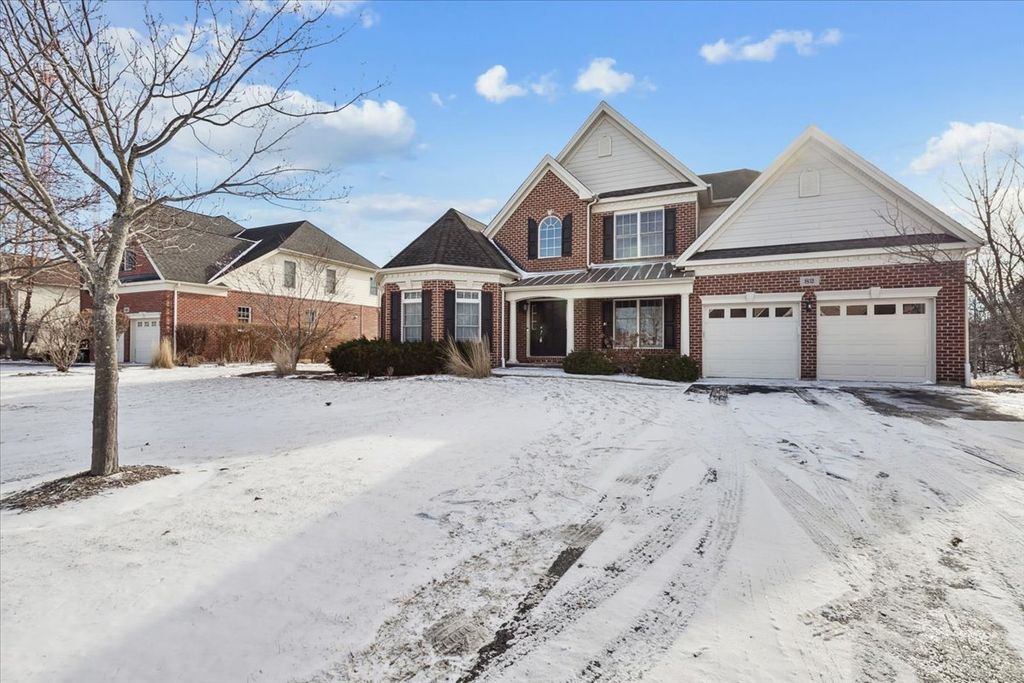 82 Open Parkway S, Hawthorn Woods, IL 60047