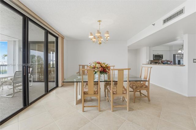 19670 Beach Road B323, Tequesta, FL 33469