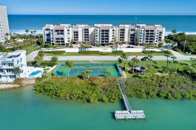 19670 Beach Road B323, Tequesta, FL 33469