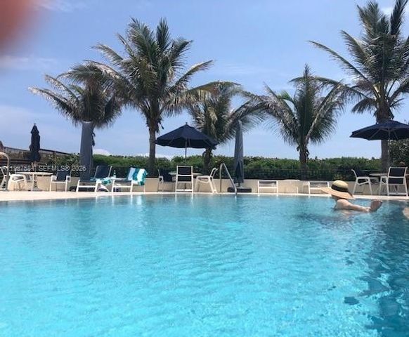 19670 Beach Road B323, Tequesta, FL 33469