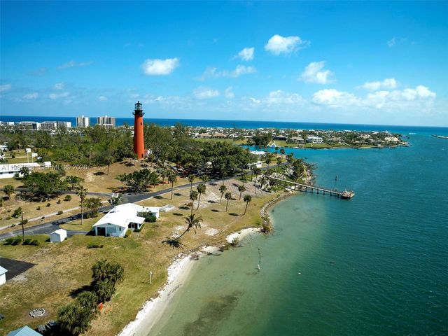 19670 Beach Road B323, Tequesta, FL 33469