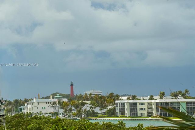 19670 Beach Road B323, Tequesta, FL 33469