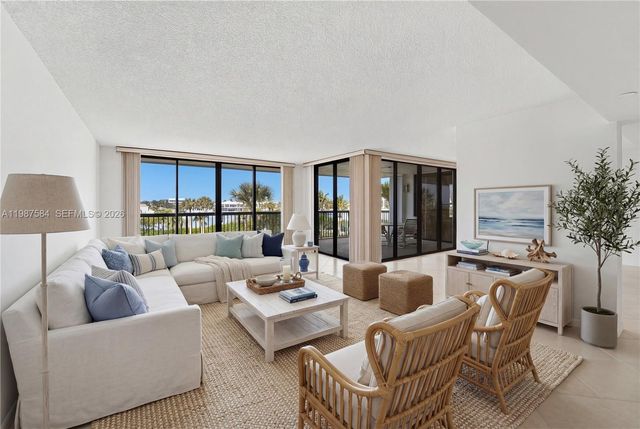 19670 Beach Road B323, Tequesta, FL 33469