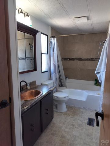 29350 Hillside Rd, Pueblo, CO 81006
