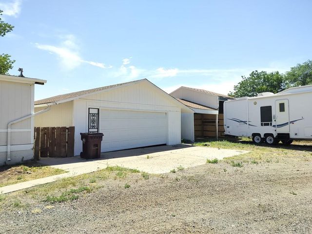29350 Hillside Rd, Pueblo, CO 81006
