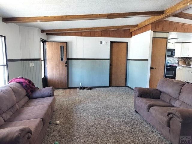 29350 Hillside Rd, Pueblo, CO 81006