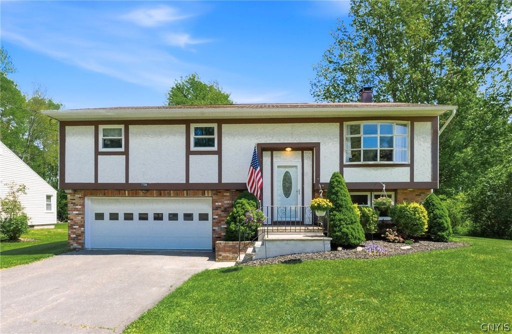7708 Gifford Road, Rome, NY 13440