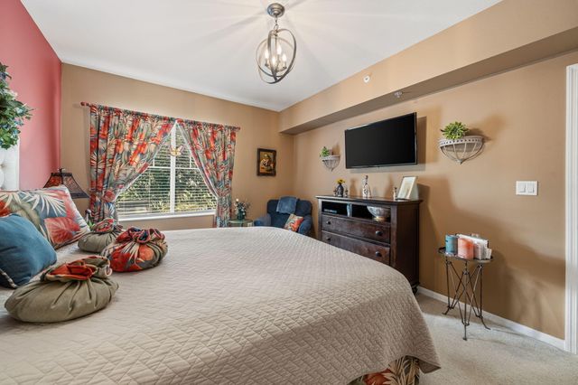 6529 Emerald Dunes Drive 106, Royal Palm Beach, FL 33411