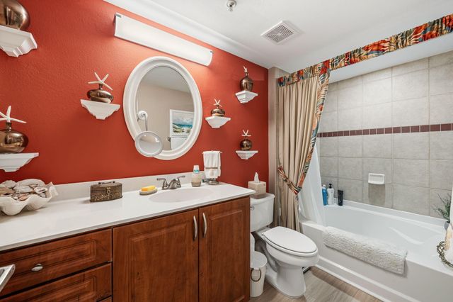 6529 Emerald Dunes Drive 106, Royal Palm Beach, FL 33411