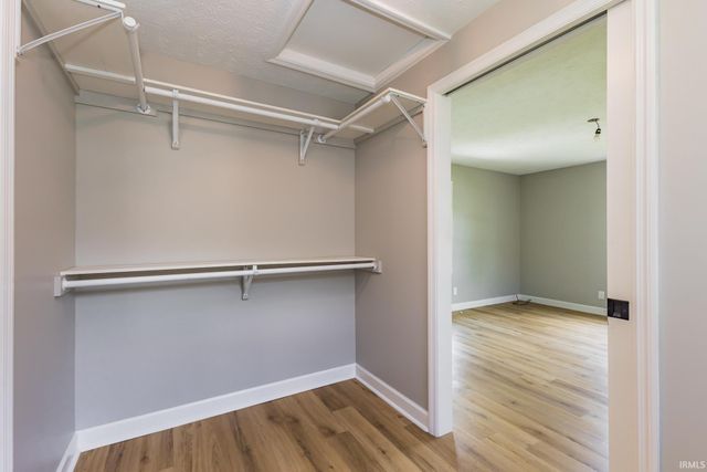 3308 W Amherst Road, Muncie, IN 47304