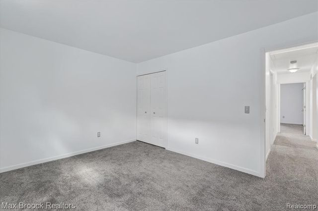 5001 Sylvanview Drive, Clarkston, MI 48348