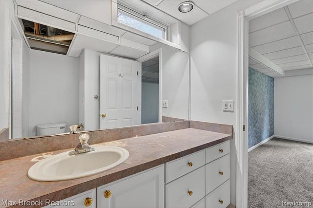 5001 Sylvanview Drive, Clarkston, MI 48348