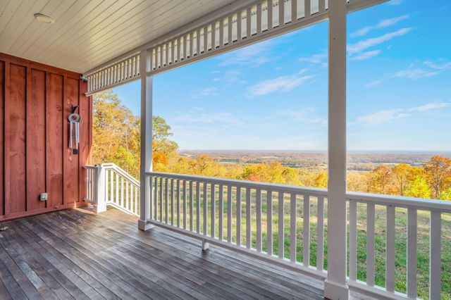 692 Possum Trot Rd, Grandview, TN 37337