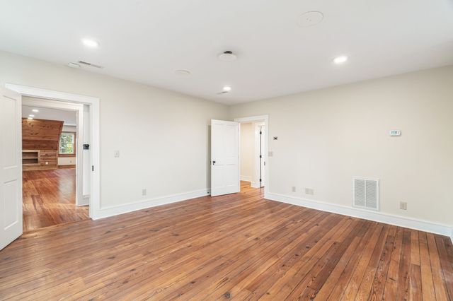 692 Possum Trot Rd, Grandview, TN 37337