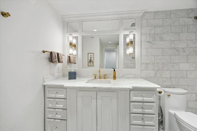 101 Westcott Street 1202, Houston, TX 77007