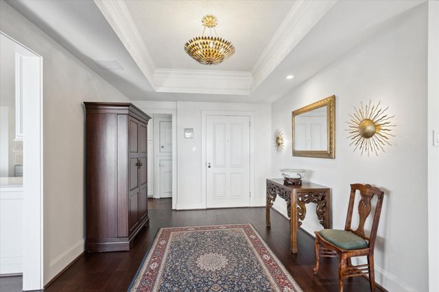 101 Westcott Street 1202, Houston, TX 77007