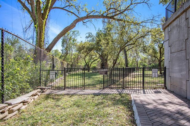 101 Westcott Street 1202, Houston, TX 77007