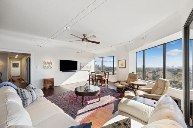 101 Westcott Street 1202, Houston, TX 77007