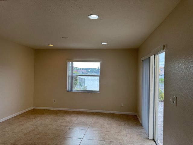 3472 Commodore Court, West Palm Beach, FL 33411