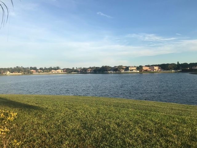 3472 Commodore Court, West Palm Beach, FL 33411