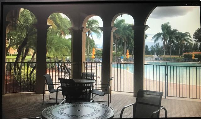 3472 Commodore Court, West Palm Beach, FL 33411