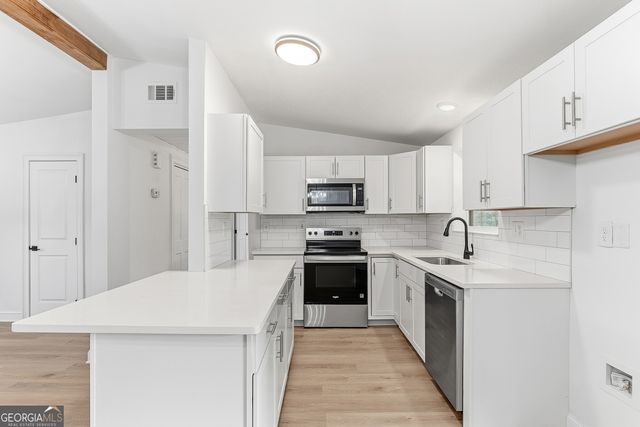 5393 Rogers Road, Lizella, GA 31052