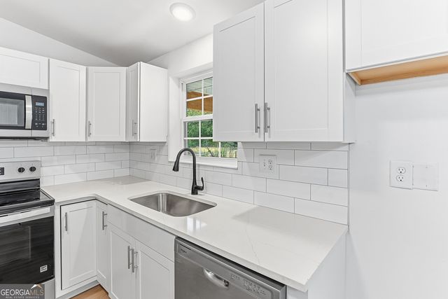 5393 Rogers Road, Lizella, GA 31052