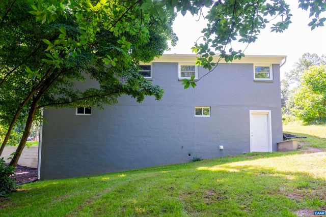 395 BERRY ST, Orange, VA 22960
