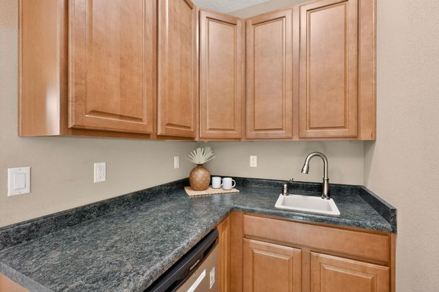 2801 Cipres Lane SE, Rio Rancho, NM 87124