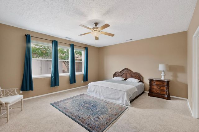 2801 Cipres Lane SE, Rio Rancho, NM 87124