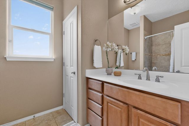 2801 Cipres Lane SE, Rio Rancho, NM 87124