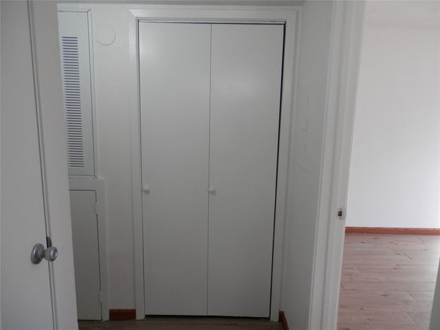 7600 Emmett F Lowry Expressway 605, Texas City, TX 77591