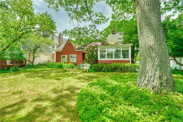 166 Pleasant Avenue, Irondequoit, NY 14622