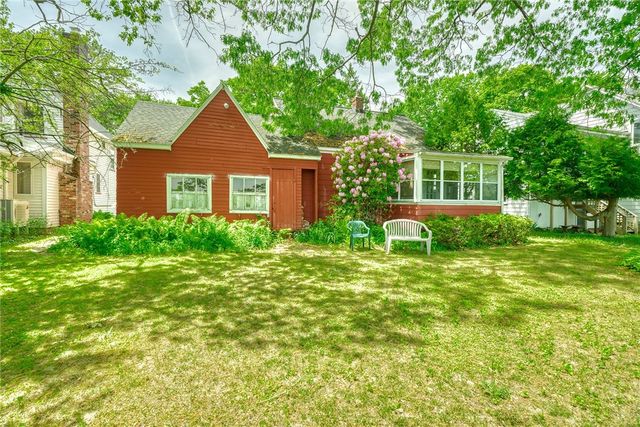 166 Pleasant Avenue, Irondequoit, NY 14622